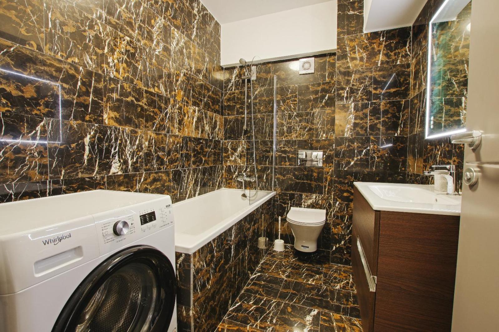 Himson-Brown Apartment Яссы Экстерьер фото